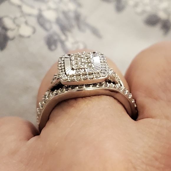 10k wg diamond wedding set - Picture 4 of 13